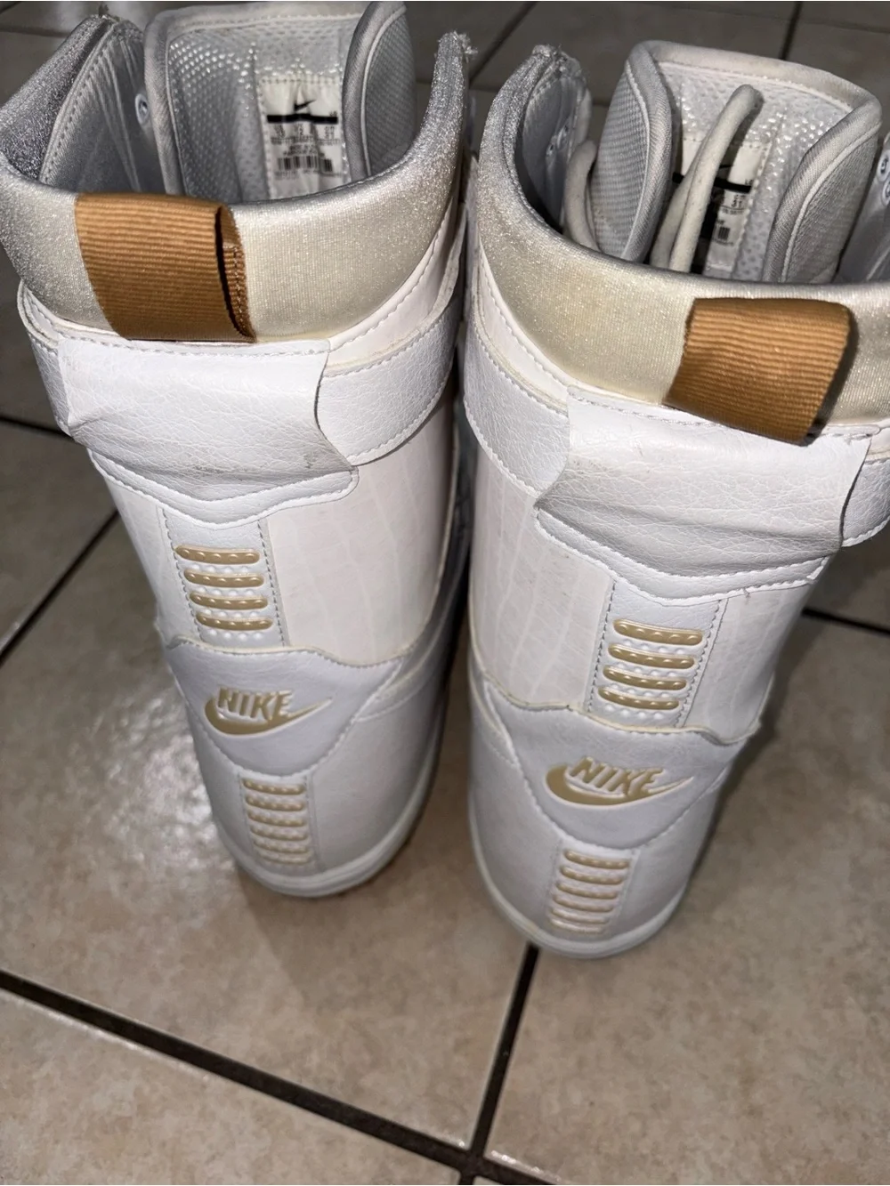 Nike zoom Force 1 size 13 snowboard White High-Top Snow/Sport Boots